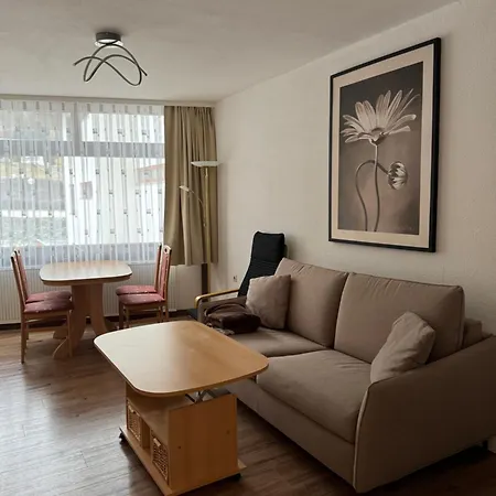 Im In Family Style Mit Balkon Indoorpool Tiefgaragenstellplatz *